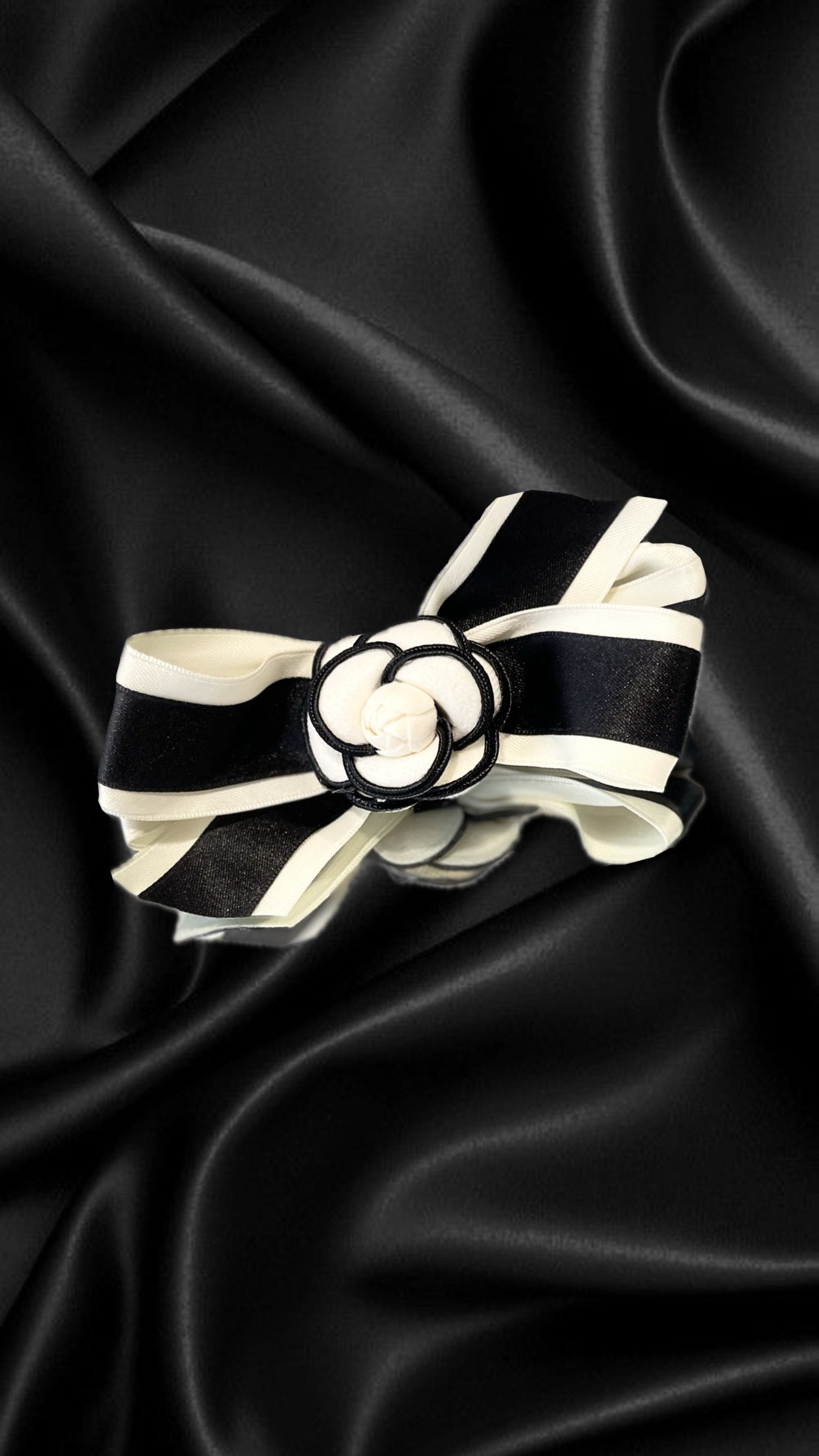Black & White Flower Bow