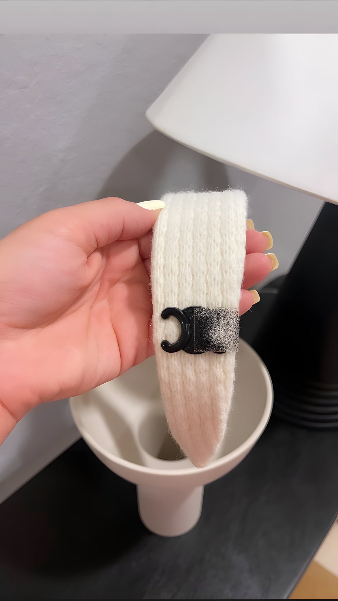 CE White& Black Headband