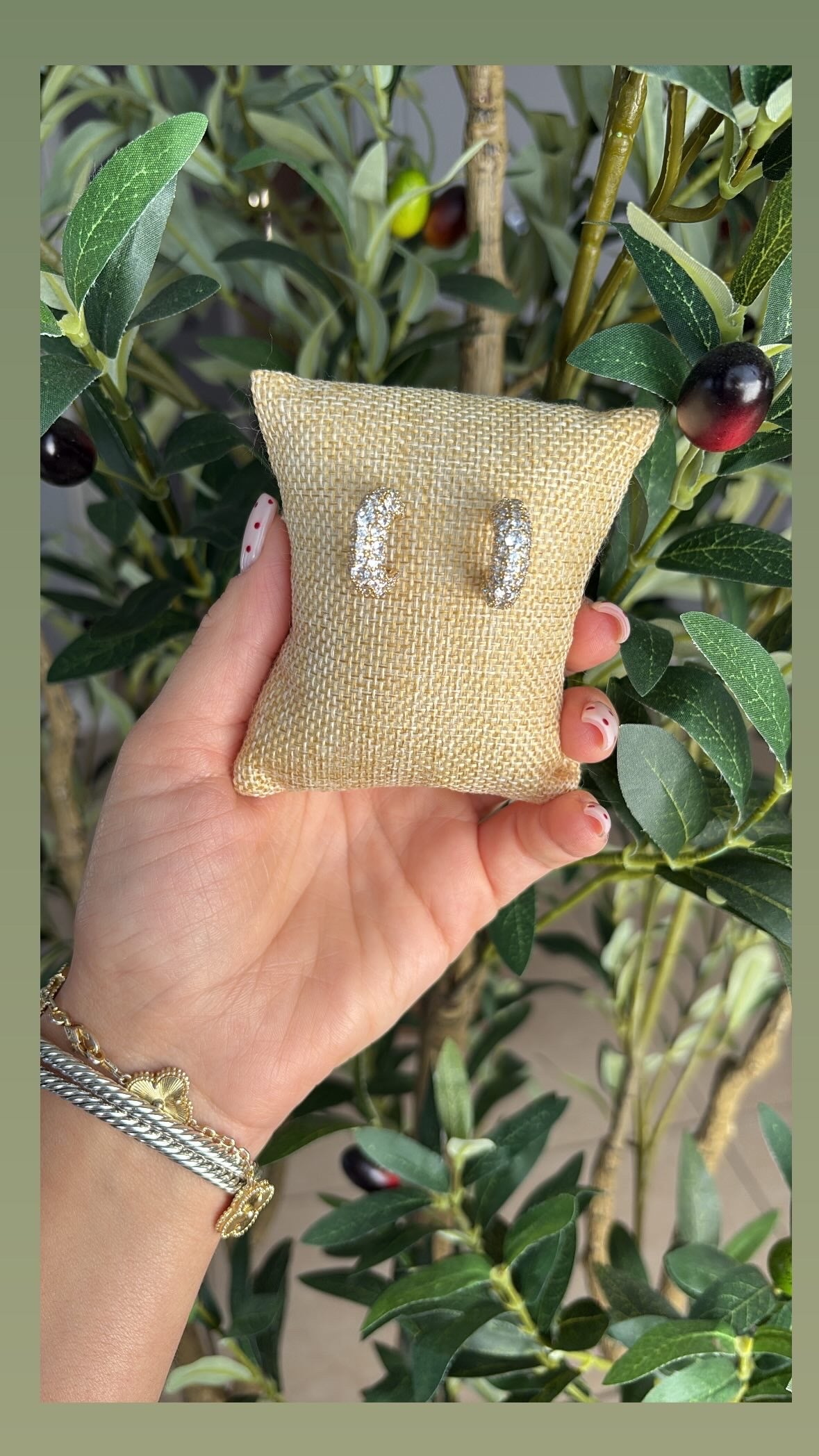 Beautiful earrings ✨