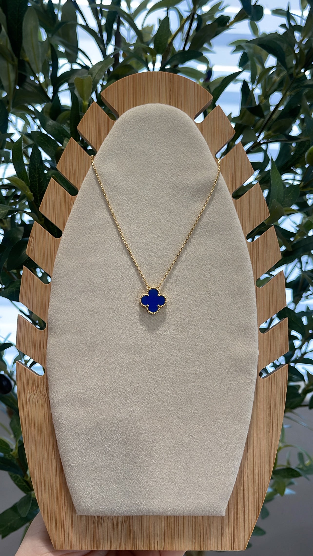 Blue clover necklace