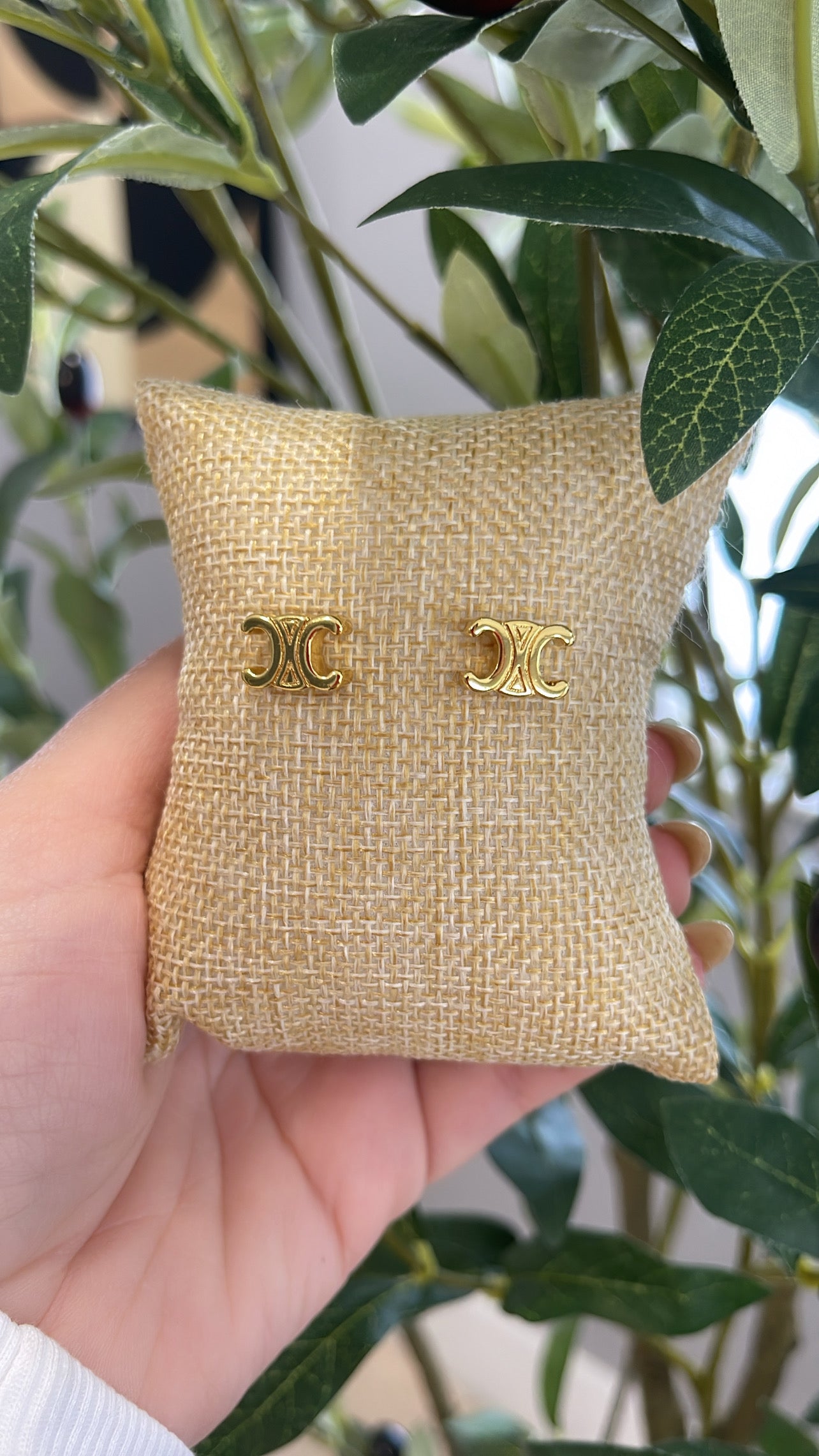 Celi gold earrings