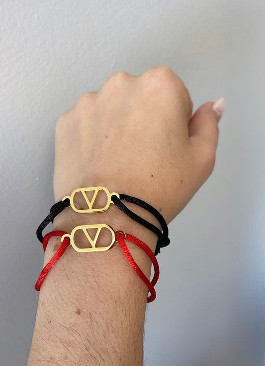 V adjustable cordon ✨