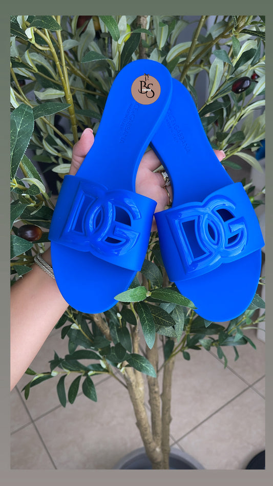 DG sandals