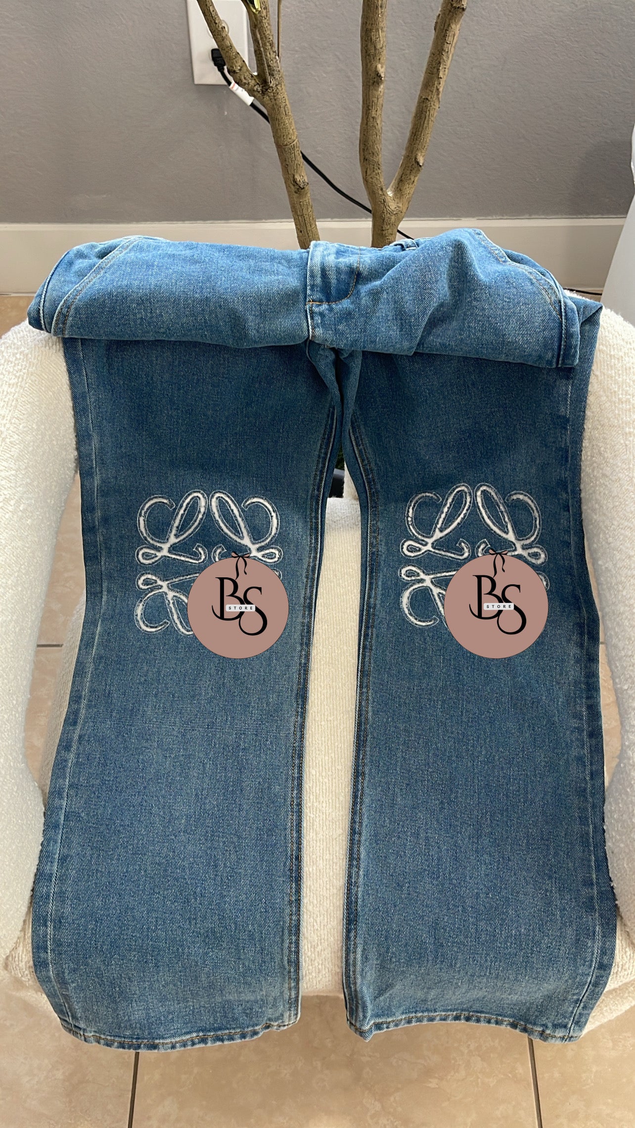 Loew Jean