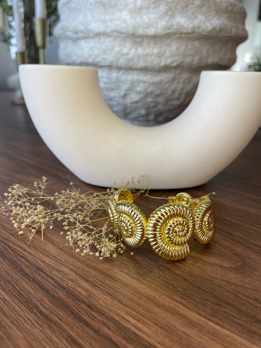 Caracol Conch Bangle ✨