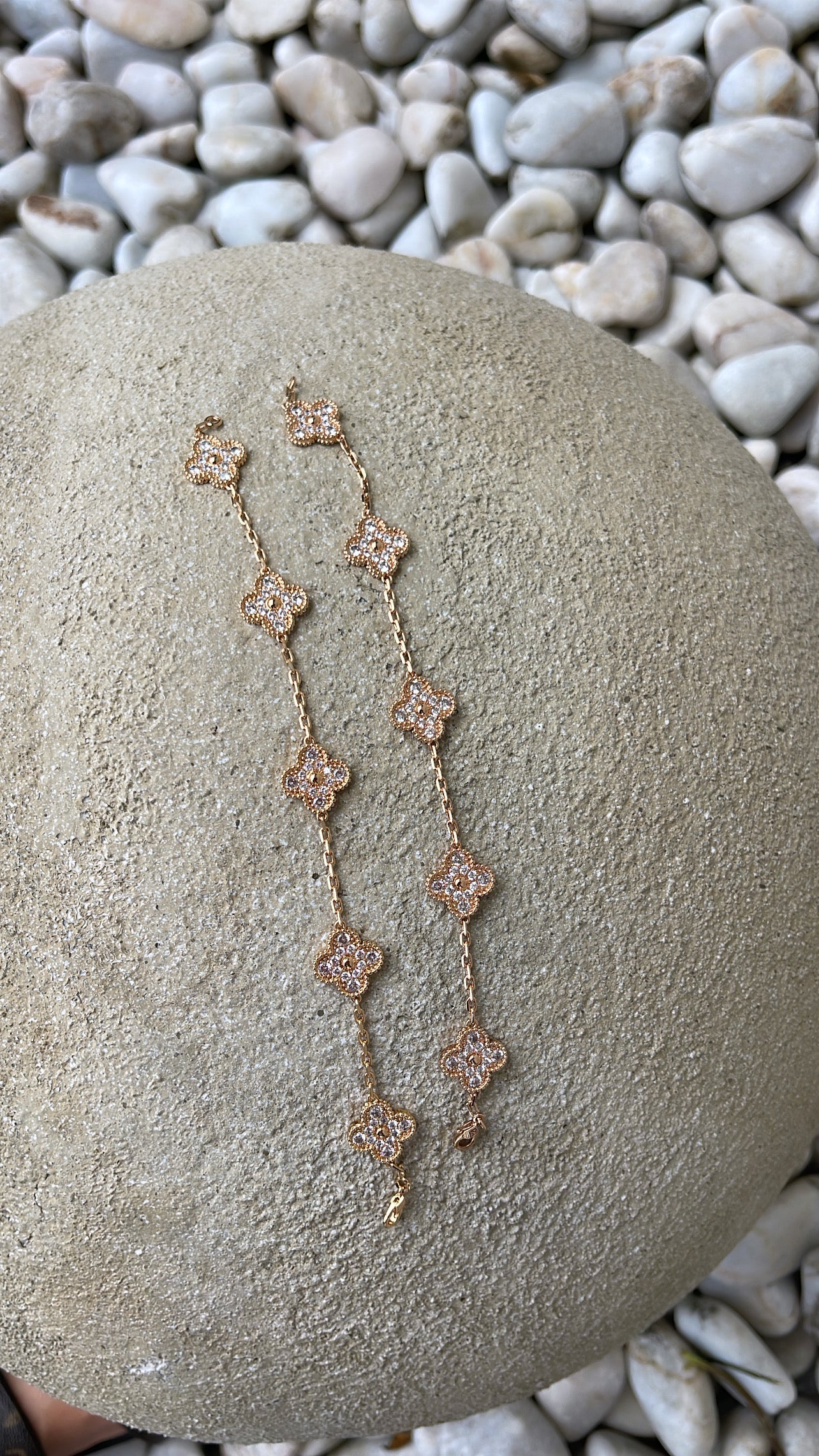 Rose gold rhinestone van bracelet