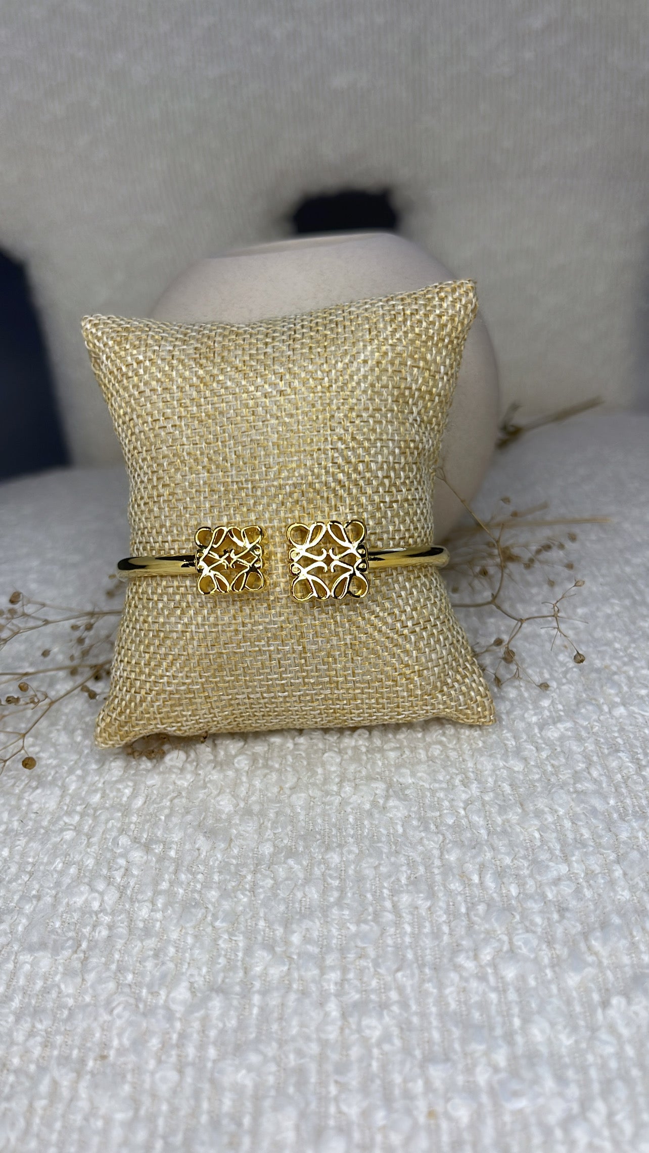 Loew Bangle ✨