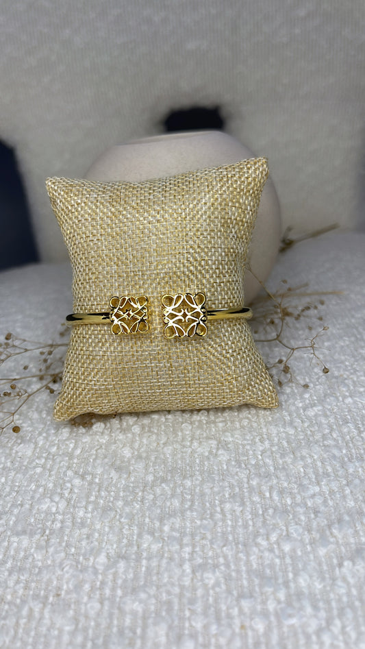 Loew Bangle ✨