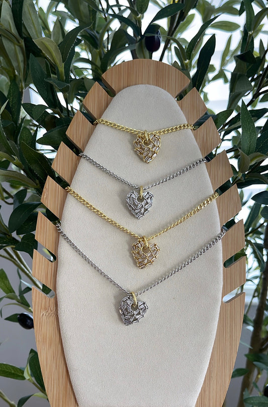 Heart rhinestone necklace ✨✨