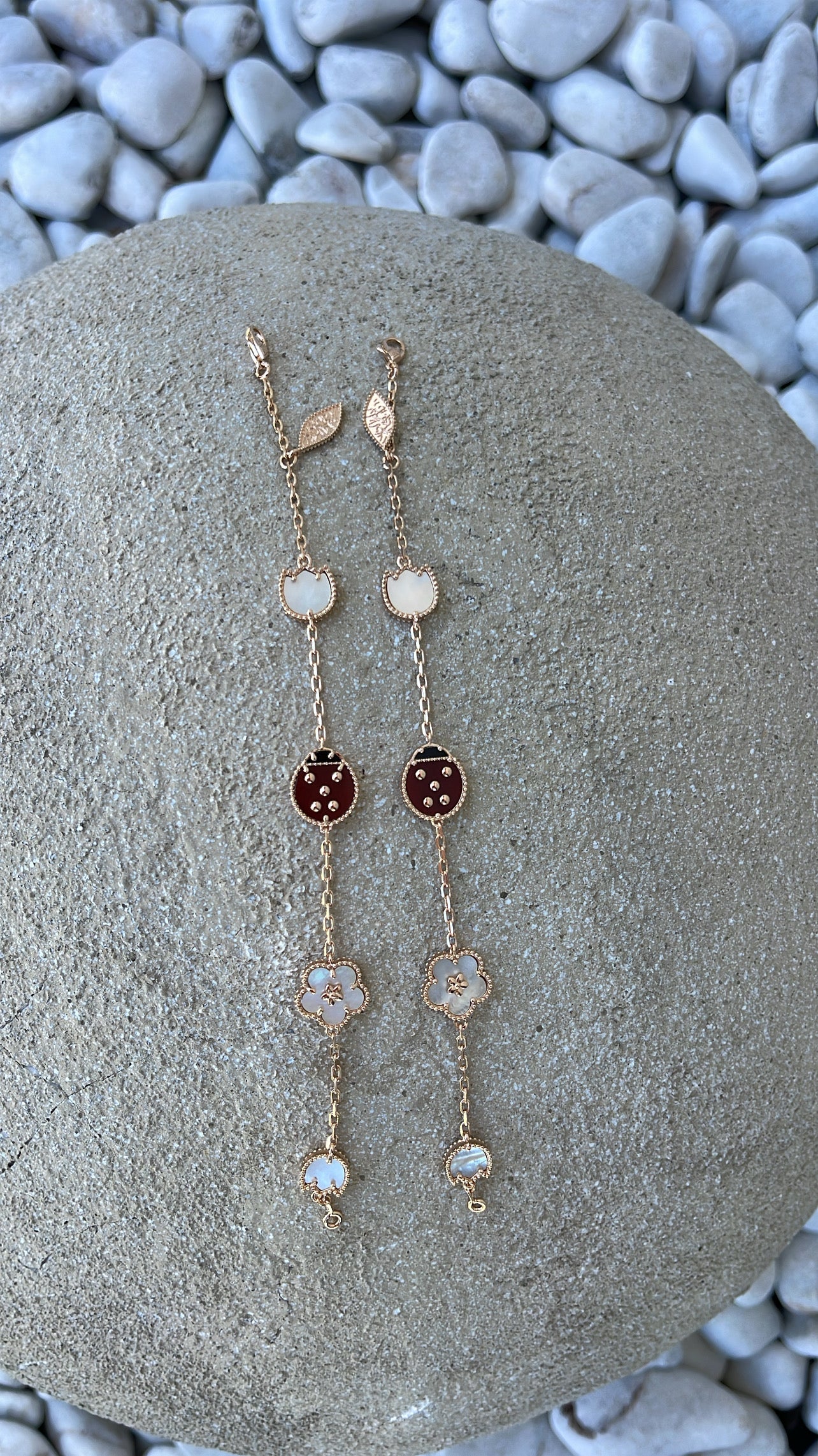 Lady bug van bracelet